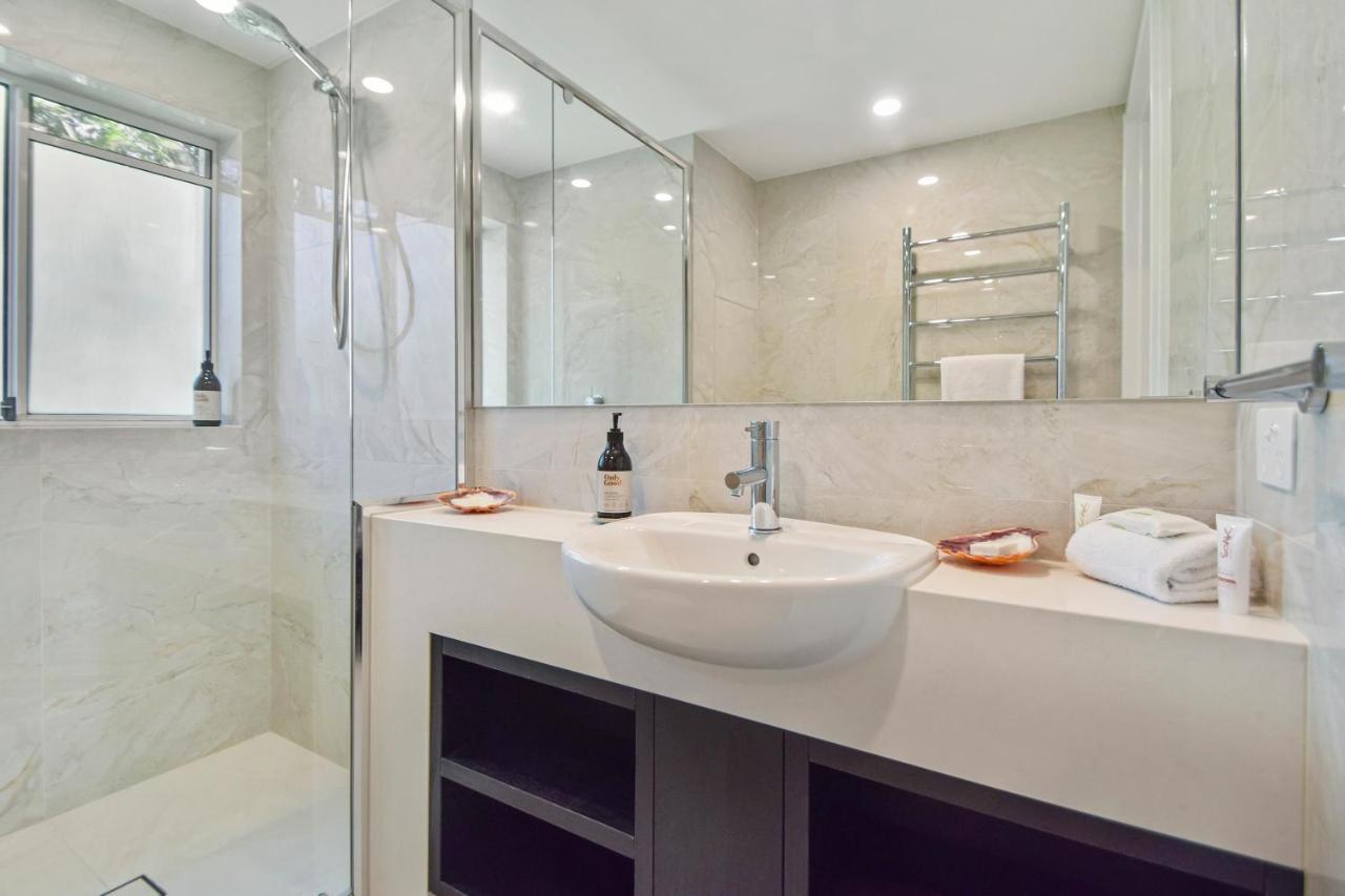 Private Apartments At Picture Point Noosa ภายนอก รูปภาพ